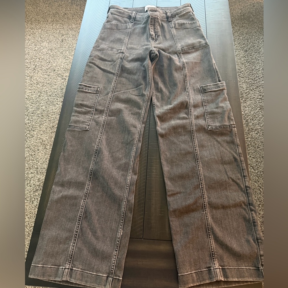 Abercrombie kids- Girls high rise wide leg jeans. Size 15/16 long 30” length